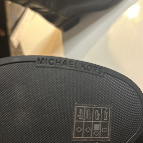 Michael Kors Leather Riding Boots 9 M NWOT - Picture 13 of 14
